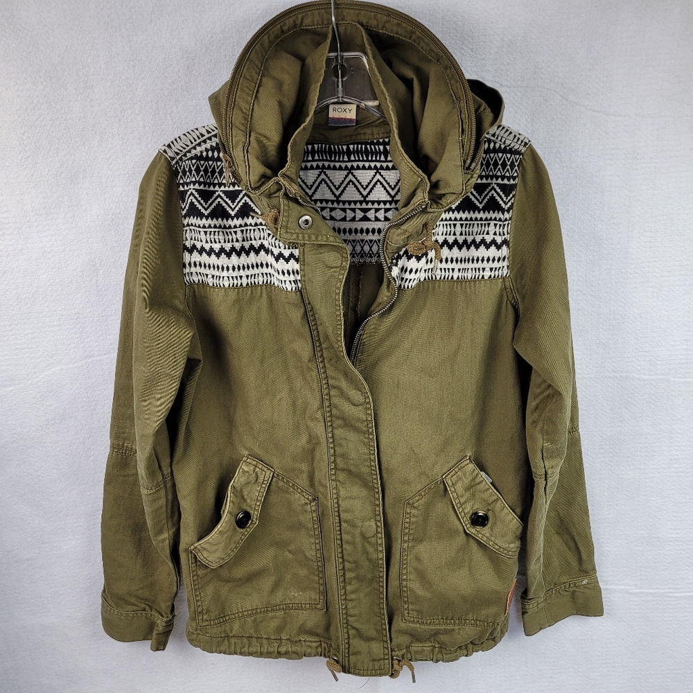--SOLD---Roxy Jacket Lightweight Aztec Green Hood